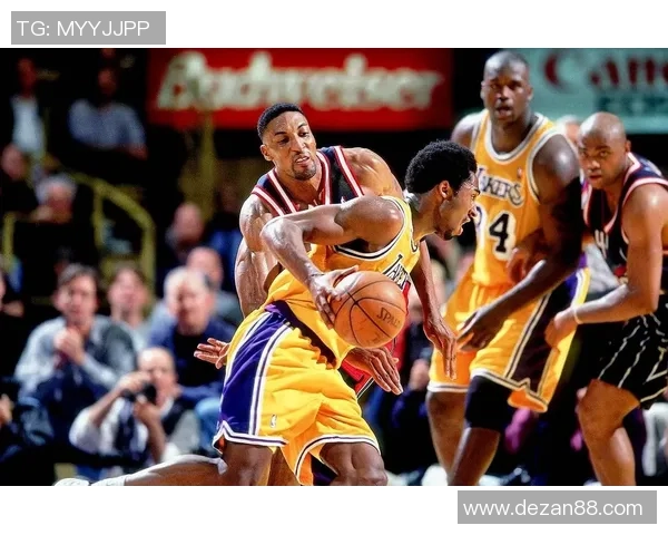 1993年公牛与太阳激战回顾NBA总决赛经典对决的历史瞬间分析