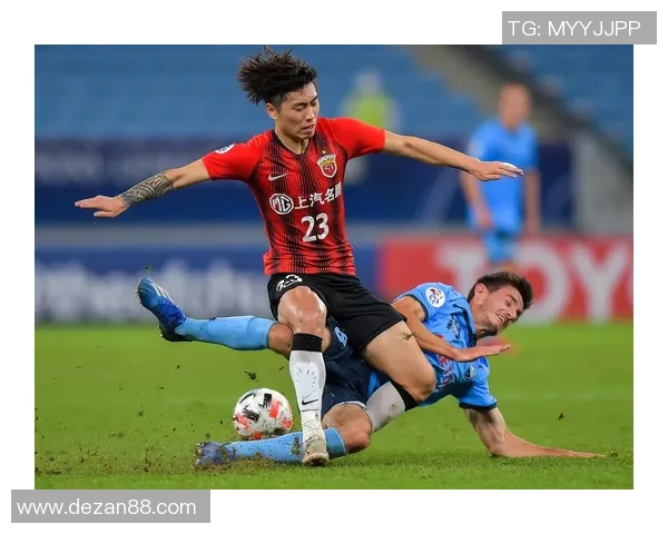 悉尼与上海上港激战正酣比分悬念迭起球迷期待精彩瞬间